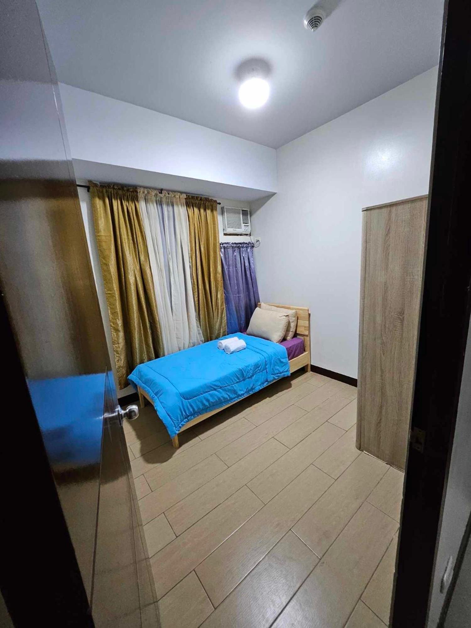 קואזון סיטי Cubao Manhattan Heights Unit 5A Tower C מראה חיצוני תמונה