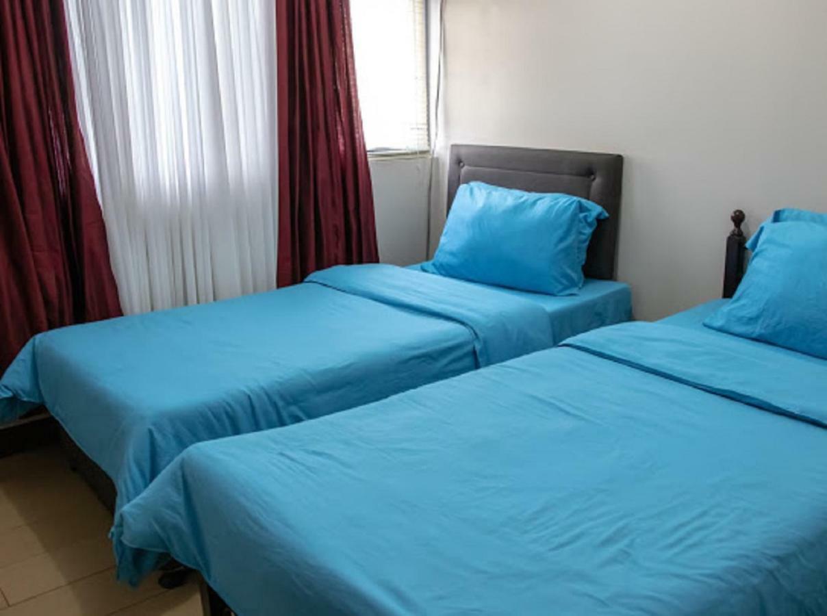 קואזון סיטי Cubao Manhattan Heights Unit 5A Tower C מראה חיצוני תמונה