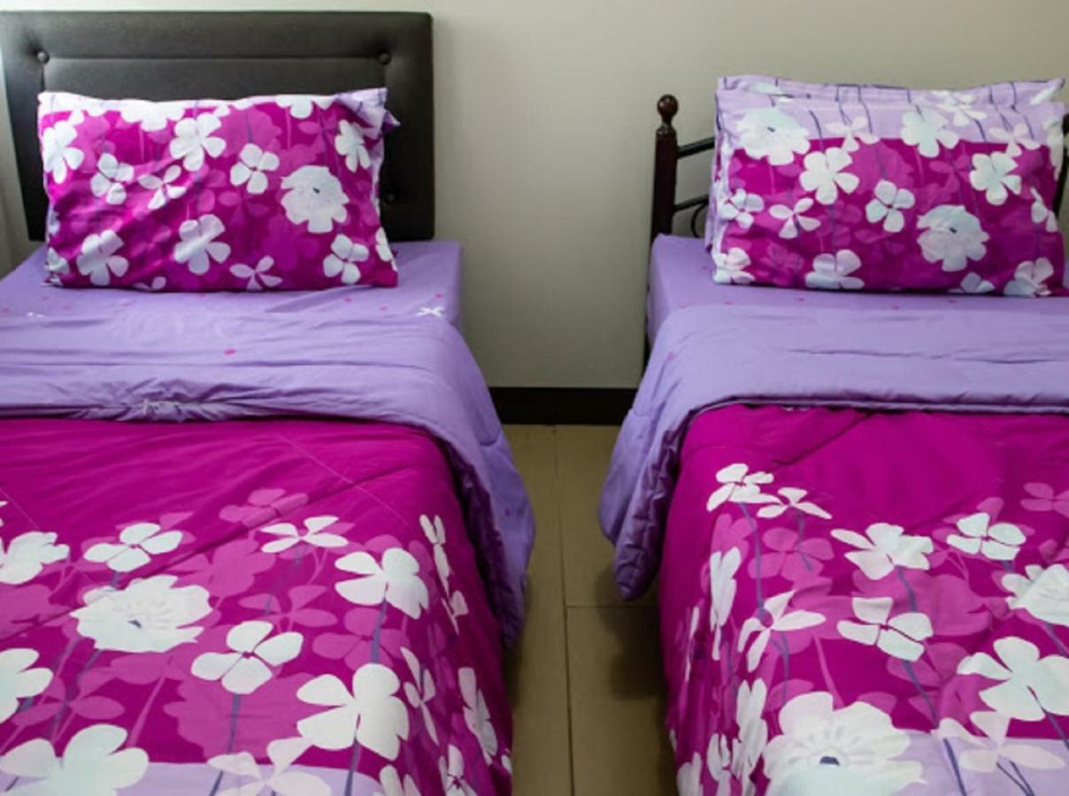 קואזון סיטי Cubao Manhattan Heights Unit 5A Tower C מראה חיצוני תמונה