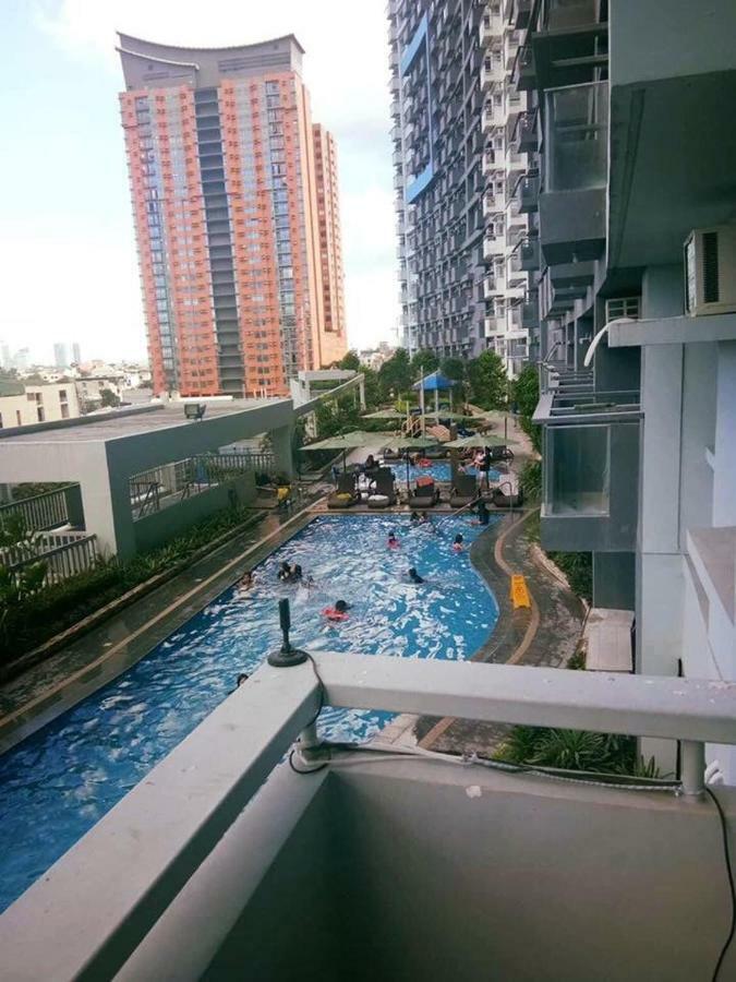 קואזון סיטי Cubao Manhattan Heights Unit 5A Tower C מראה חיצוני תמונה