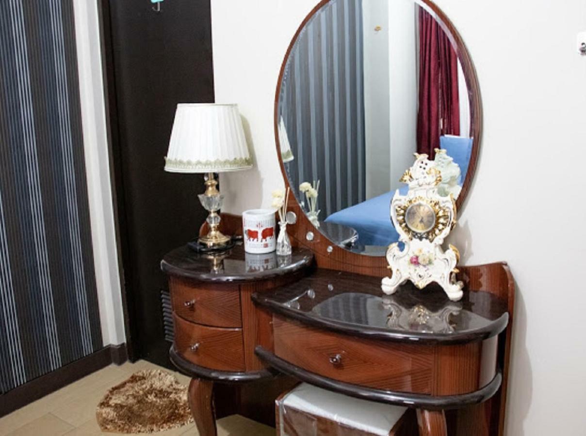 קואזון סיטי Cubao Manhattan Heights Unit 5A Tower C מראה חיצוני תמונה